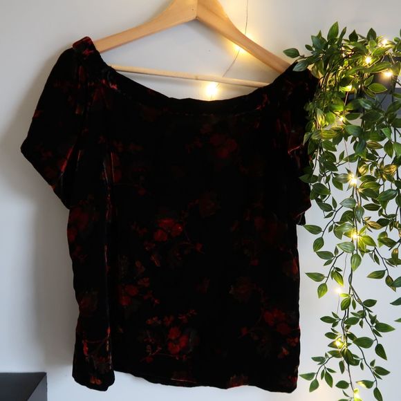 NWT Loft Petites Off the Shoulder Velvet Top - Picture 7 of 7